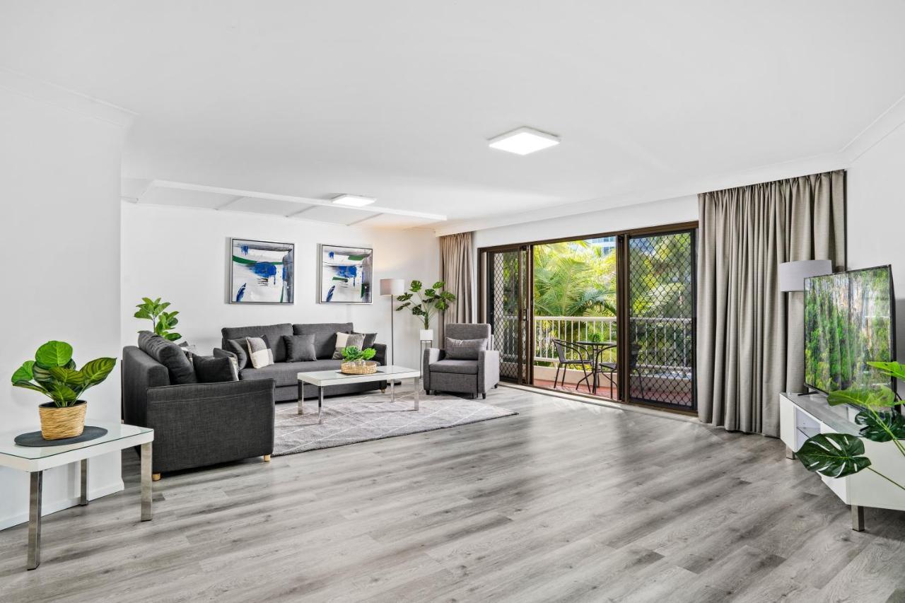 Coco Bella Retreat In Central Surfers - Sleeps 6-8 Gold Coast Buitenkant foto